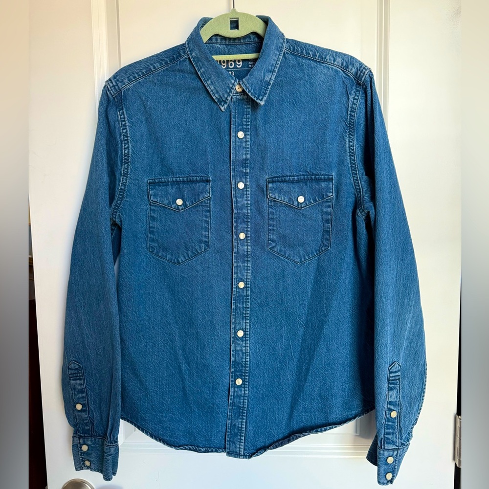 Gap Denim Pearl Snap Shirt Men’s M Blue Dark Wash Heavyweight 100% Cotton